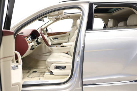 2020 Bentley Bentayga Hybrid