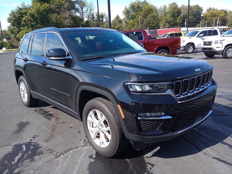 2022 Jeep Grand Cherokee Limited's photo