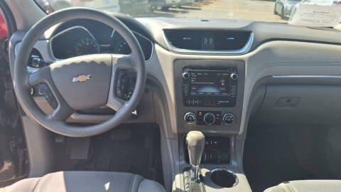 2017 Chevrolet Traverse LS