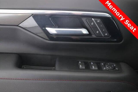 2025 Chevrolet Suburban RST