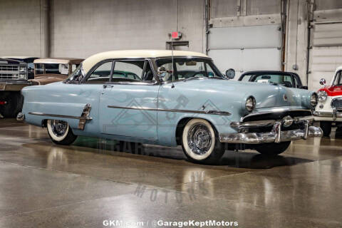 1953 Ford Crestline