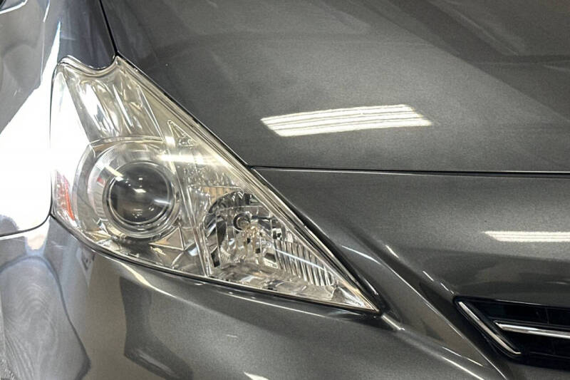 2014 Toyota Prius v