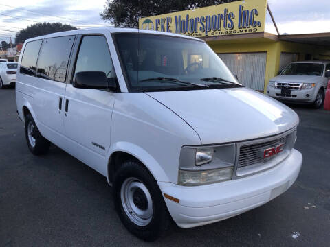 2000 GMC Safari for sale at EKE Motorsports Inc. in El Cerrito CA