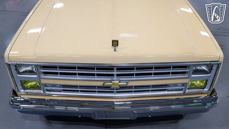 1987 Chevrolet R/V 10 Series
