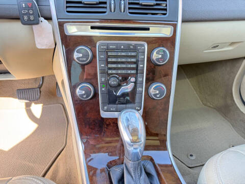 2013 Volvo XC60 3.2 Platinum