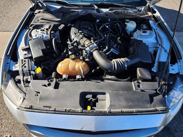 2016 Ford Mustang V6