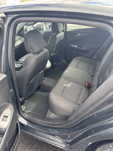 2018 Chevrolet Malibu LS