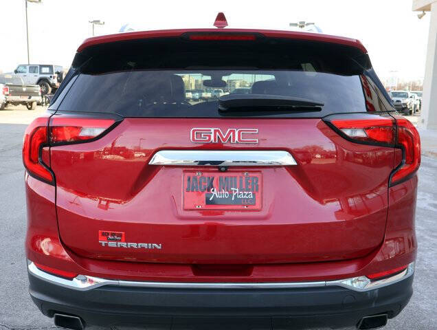2020 GMC Terrain SLT