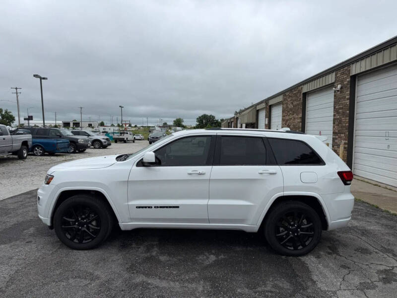 2020 Jeep Grand Cherokee Altitude