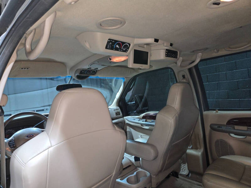 2004 Ford Excursion Limited