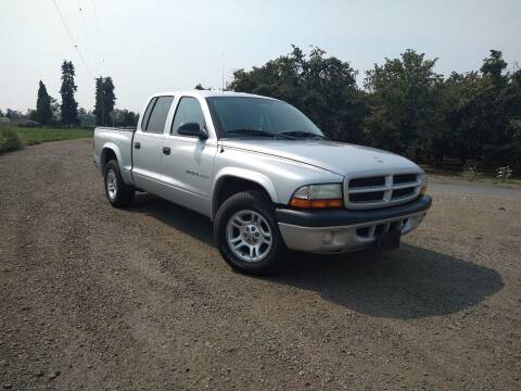 2002 Dodge Dakota for sale at M AND S CAR SALES LLC in Independence OR