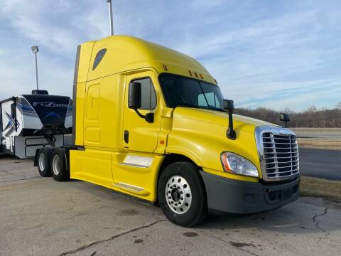 2015 Freightliner Cascadia for sale at N Motion Sales LLC in Odessa MO