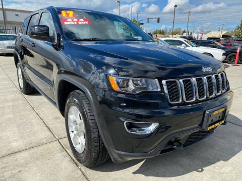 2017 Jeep Grand Cherokee for sale at Super Car Sales Inc. in Oakdale CA
