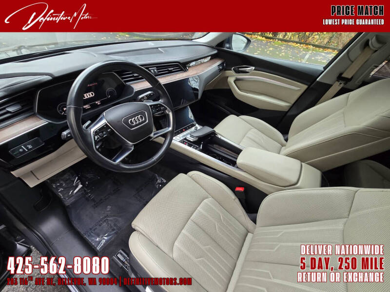 2019 Audi e-tron quattro Prestige