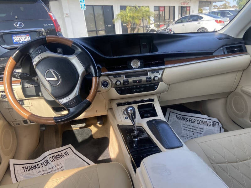 2013 Lexus ES 300h