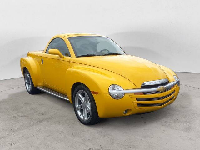 2004 Chevrolet SSR LS