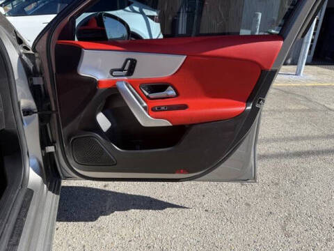 2019 Mercedes-Benz A-Class A 220