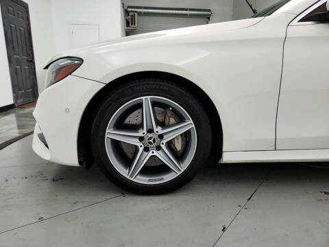2018 Mercedes-Benz E-Class E 300