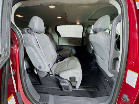 2024 Toyota Sienna Limited 7-Passenger