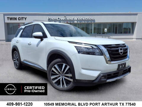 2025 Nissan Pathfinder Platinum