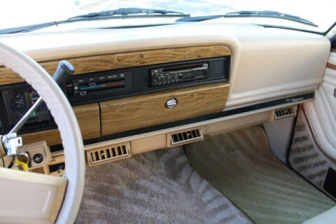 1990 Jeep Grand Wagoneer
