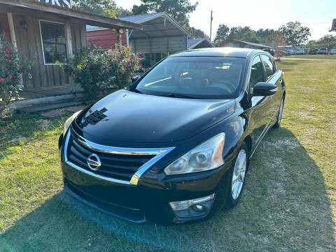 2013 Nissan Altima for sale at E&E Motors in Hattiesburg MS
