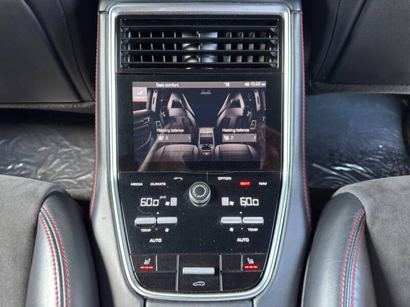 2019 Porsche Panamera GTS
