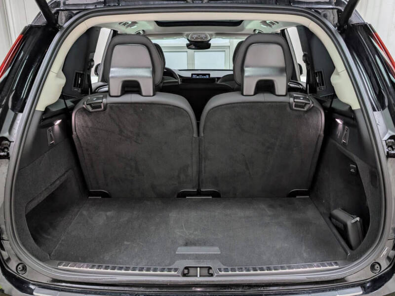 2025 Volvo XC90 B5 Plus Bright Theme 7P