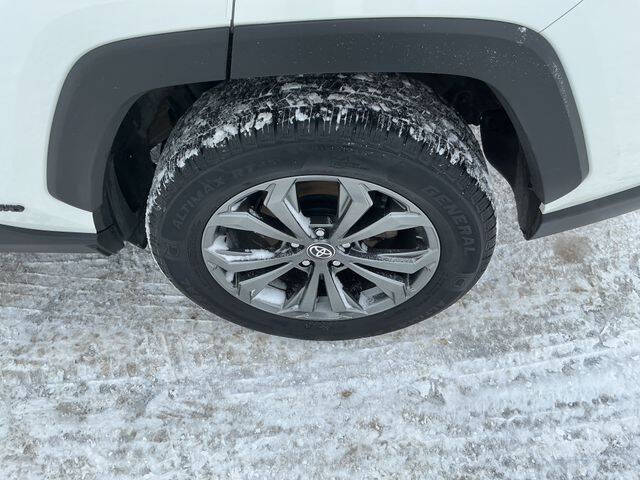 2022 Toyota RAV4 Hybrid XLE Premium