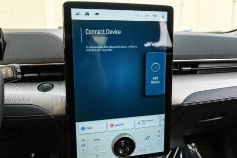 2023 Ford Mustang Mach-E Select