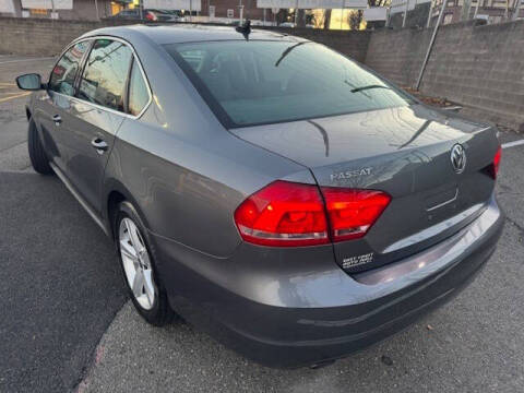 2014 Volkswagen Passat 1.8T SE PZEV