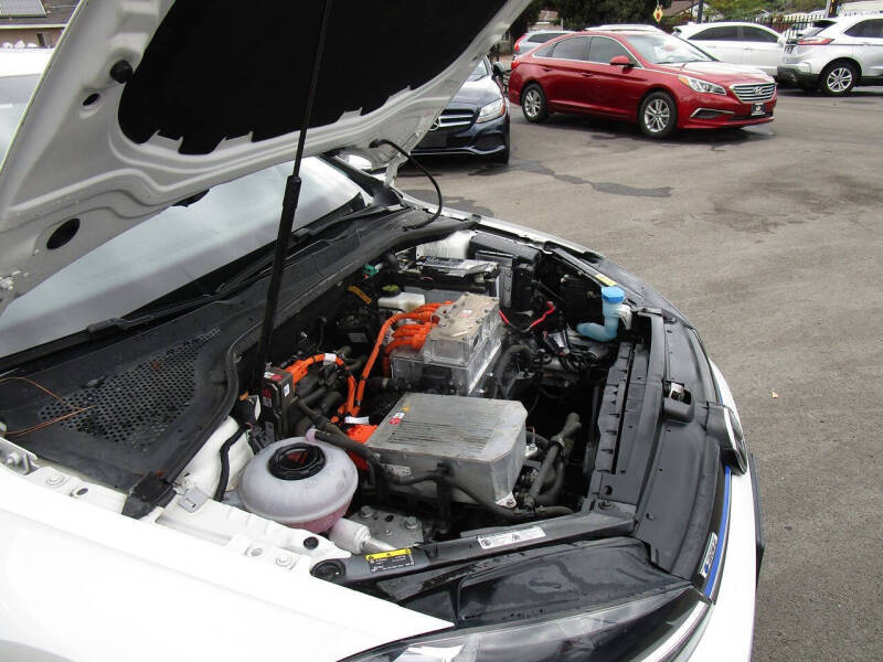 2019 Volkswagen e-Golf SE