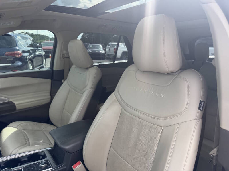2020 Ford Explorer Platinum