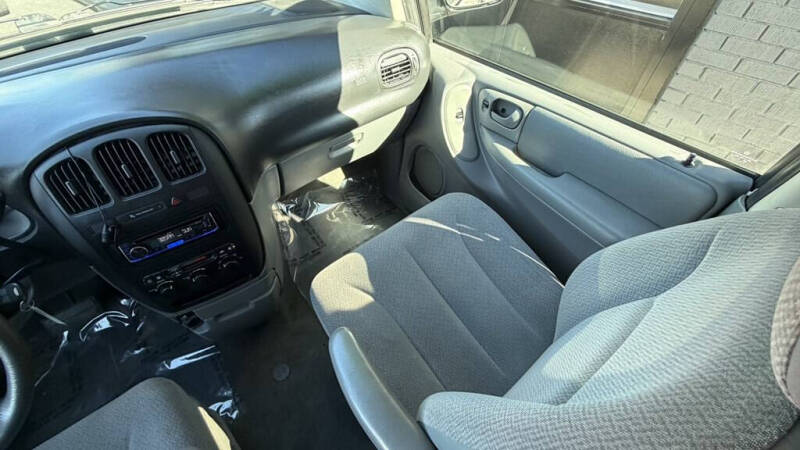 2006 Dodge Grand Caravan SE