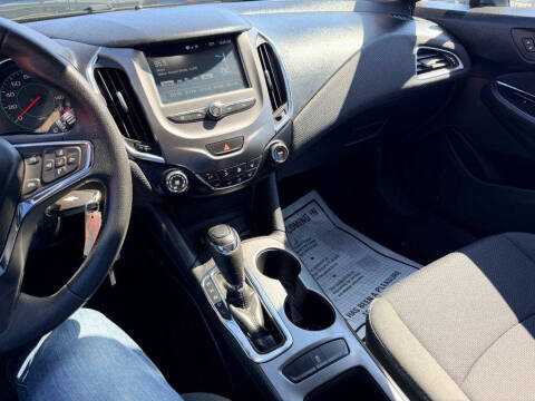 2018 Chevrolet Cruze LT Auto