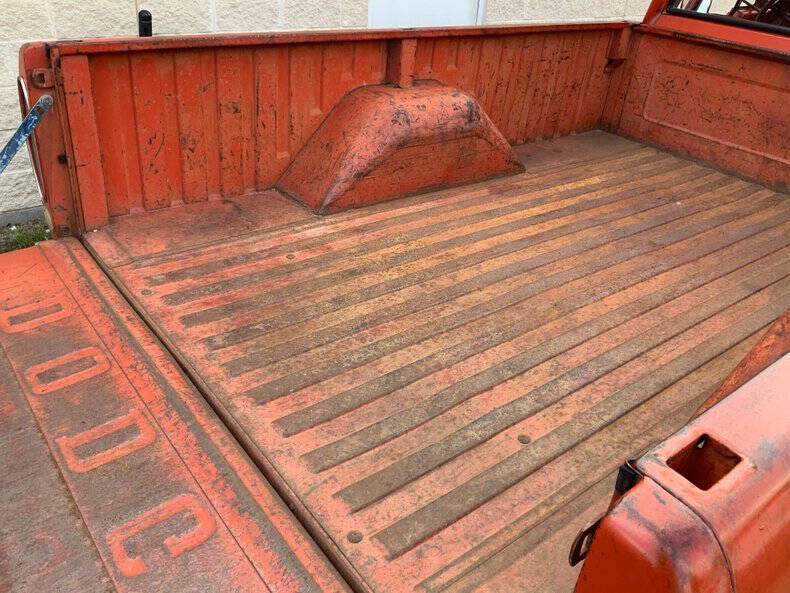 1969 Dodge D200 Pickup