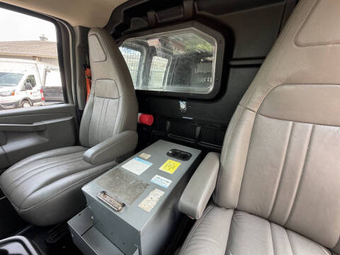 2018 Chevrolet Express 2500