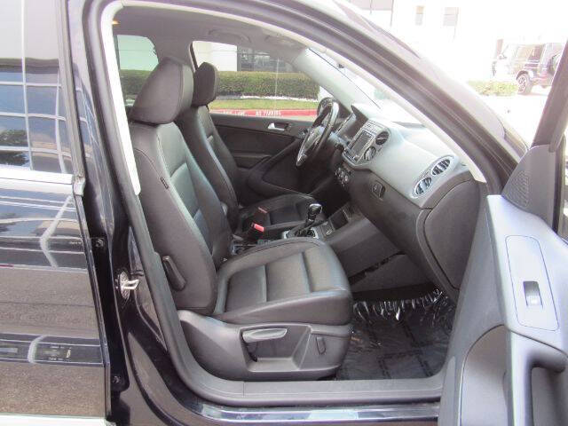 2017 Volkswagen Tiguan 2.0T Wolfsburg Edition