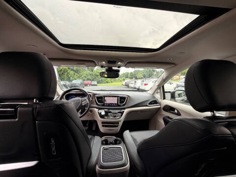 2019 Chrysler Pacifica Touring L Plus