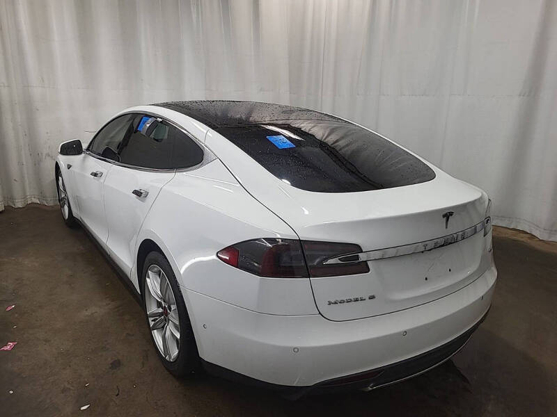 2016 Tesla Model S 85D