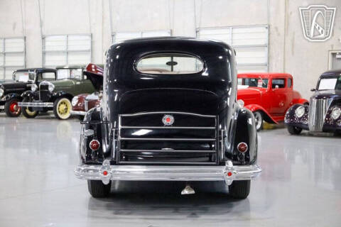 1938 Packard Super Eight