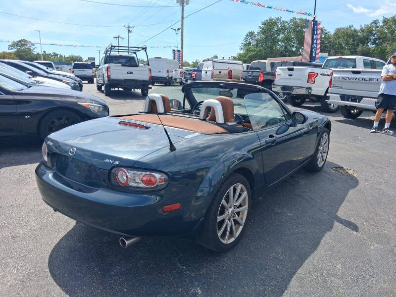 2006 Mazda MX-5 Miata