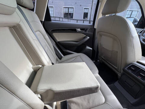 2014 Audi Q5 2.0T quattro Premium Plus