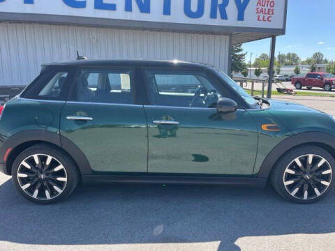 2017 MINI Hardtop 4 Door Cooper