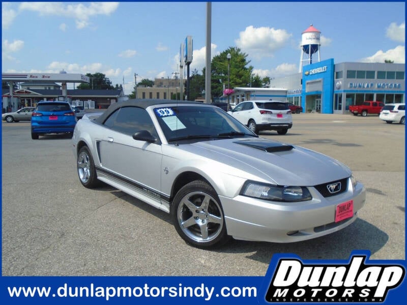 1999 Ford Mustang for sale at DUNLAP MOTORS INC in Independence IA