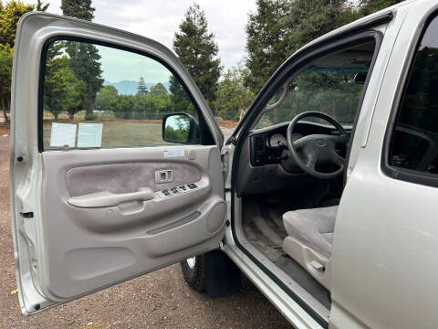 2004 Toyota Tacoma PreRunner V6