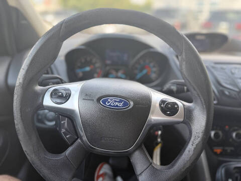 2015 Ford Escape SE