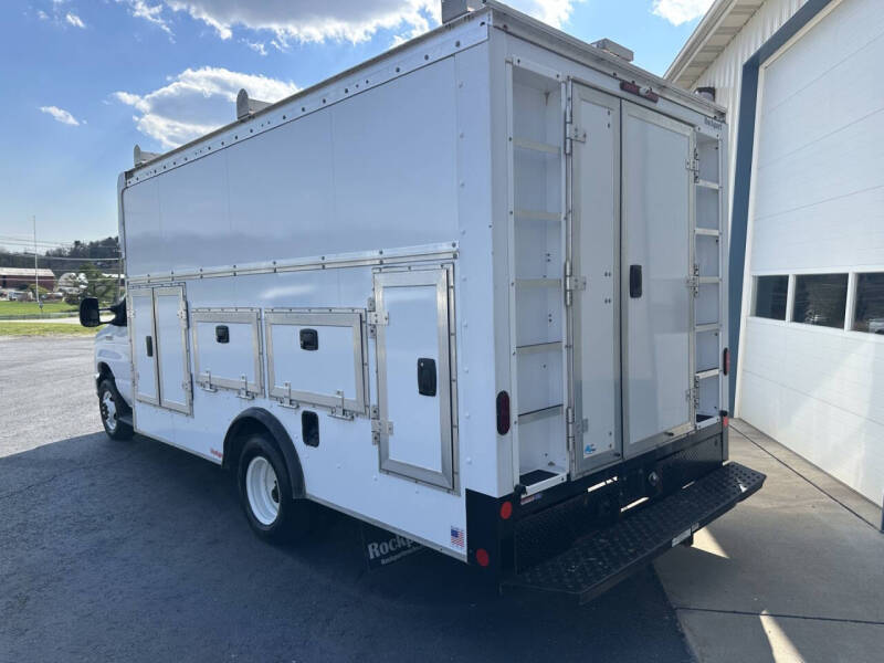 2024 Ford E-Series