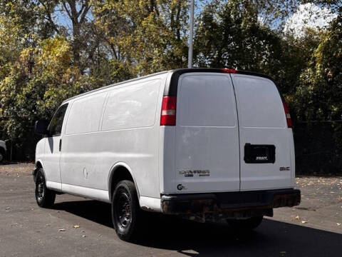 2015 GMC Savana 2500