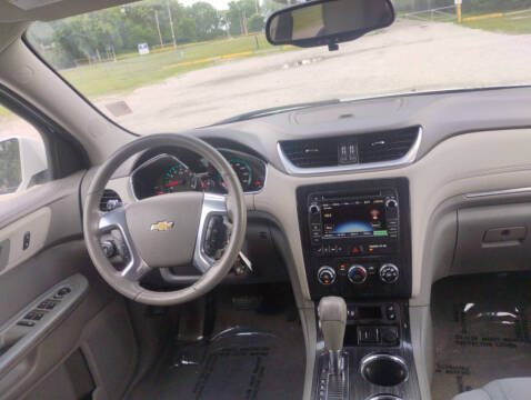 2017 Chevrolet Traverse LT